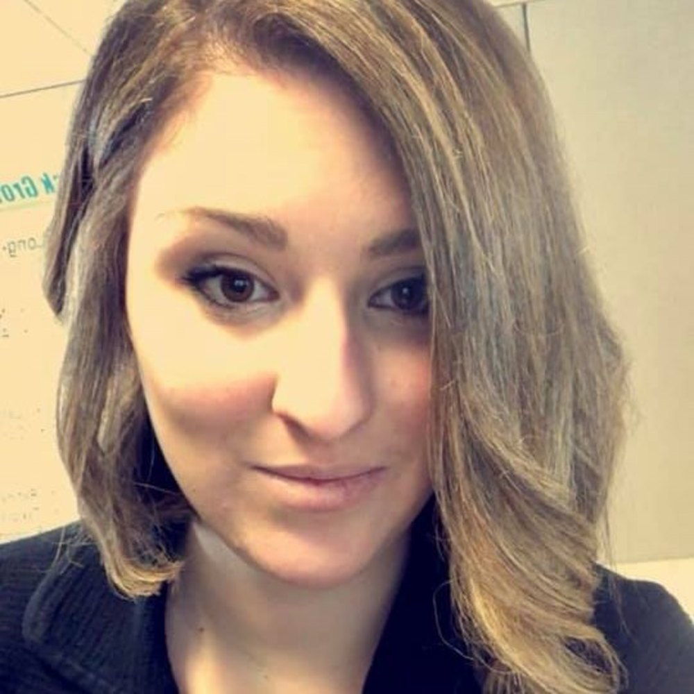 Meet your Posher, Amanda